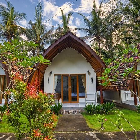 Maharga Bungalows Toyapakeh Exterior photo